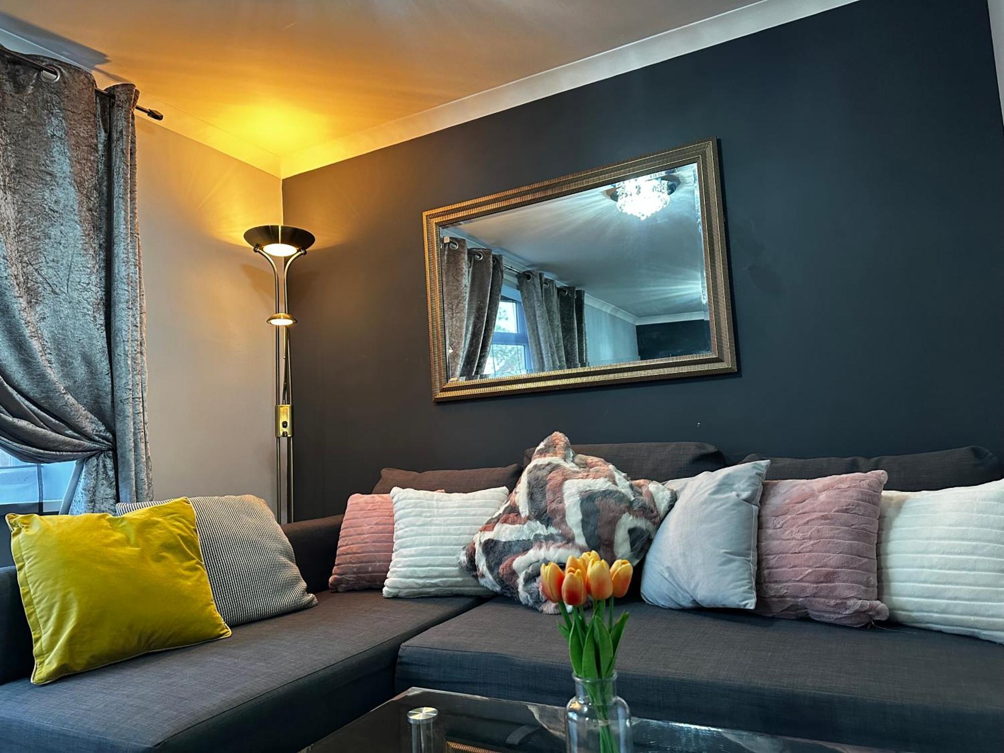 Marton Apartments Bagian luar foto
