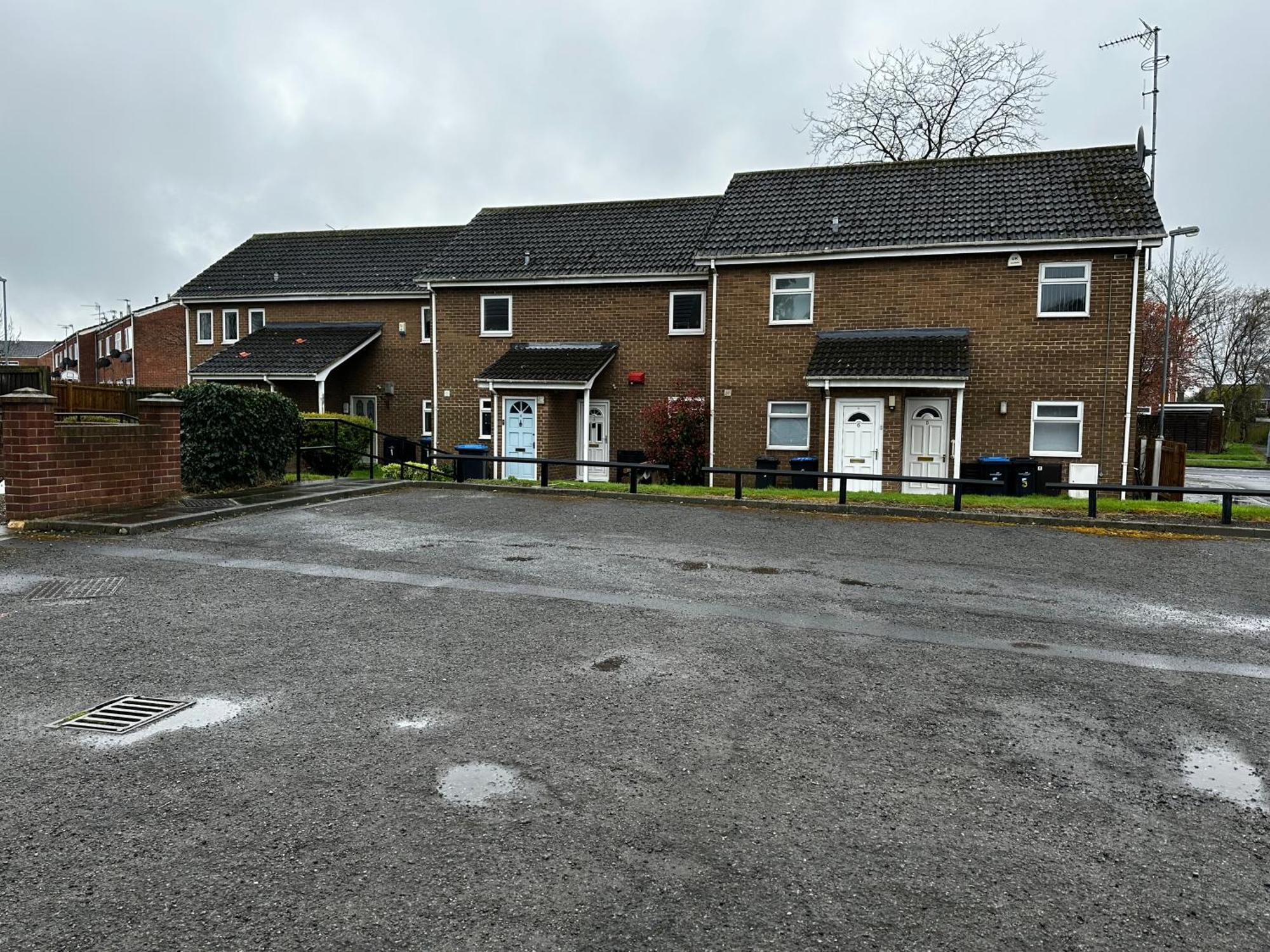 Marton Apartments Bagian luar foto